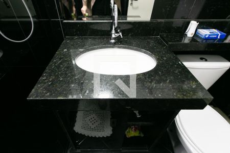 Casa à venda com 140m², 4 quartos e 1 vaga Casa à venda com 140m², 4 quartos e 1 vagaDetalhe banheiro