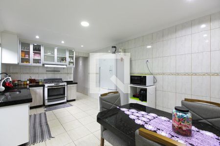 Casa à venda com 140m², 4 quartos e 1 vaga Casa à venda com 140m², 4 quartos e 1 vagaCozinha