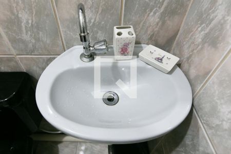 Casa à venda com 140m², 4 quartos e 1 vaga Casa à venda com 140m², 4 quartos e 1 vagaDetalhe banheiro