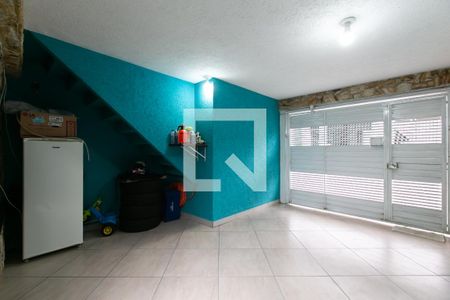 Casa à venda com 140m², 4 quartos e 1 vaga Casa à venda com 140m², 4 quartos e 1 vagaGaragem