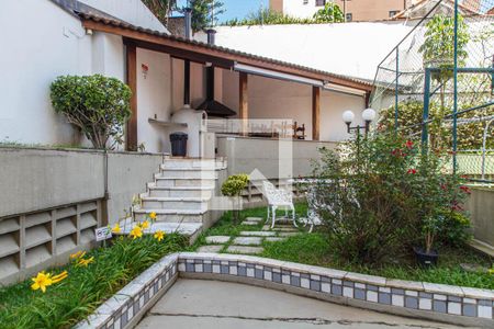 Apartamento à venda com 156m², 3 quartos e 2 vagasChurrasqueira