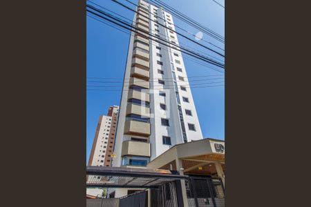 Apartamento à venda com 156m², 3 quartos e 2 vagasFachada