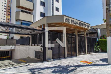 Apartamento à venda com 156m², 3 quartos e 2 vagasFachada