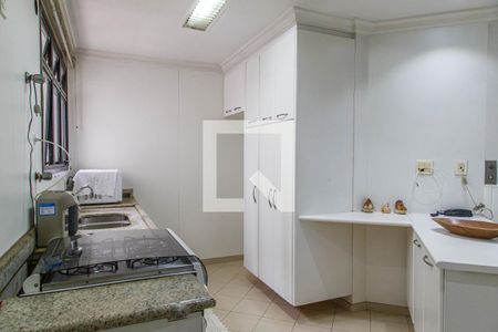 Apartamento à venda com 156m², 3 quartos e 2 vagasCozinha