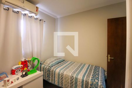 Casa à venda com 140m², 3 quartos e 3 vagas Casa à venda com 140m², 3 quartos e 3 vagasQuarto 4