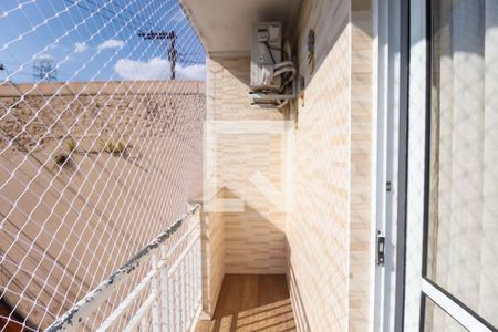 Casa à venda com 140m², 3 quartos e 3 vagas Casa à venda com 140m², 3 quartos e 3 vagasvaranda