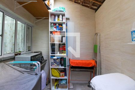 Casa à venda com 140m², 3 quartos e 3 vagas Casa à venda com 140m², 3 quartos e 3 vagasÁrea de Serviço