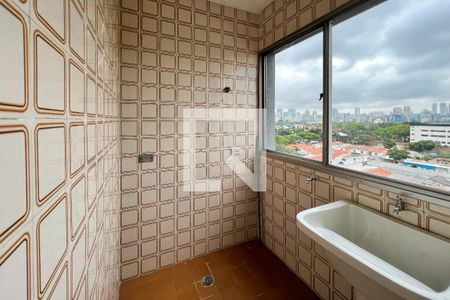 Apartamento à venda com 70m², 2 quartos e 1 vagaÁrea de Serviço