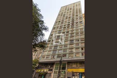 Apartamento à venda com 52m², 2 quartos e sem vaga Apartamento à venda com 52m², 2 quartos e sem vagaFachada