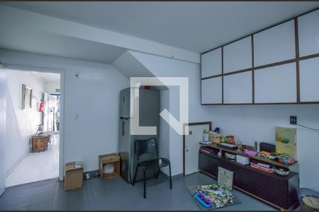 Casa à venda com 170m², 2 quartos e 2 vagas Casa à venda com 170m², 2 quartos e 2 vagasCozinha