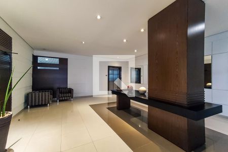 Apartamento à venda com 186m², 3 quartos e 4 vagas Apartamento à venda com 186m², 3 quartos e 4 vagasÁrea Comum - Hall Social