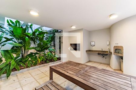 Apartamento à venda com 186m², 3 quartos e 4 vagas Apartamento à venda com 186m², 3 quartos e 4 vagasÁrea Comum - Churrasqueira