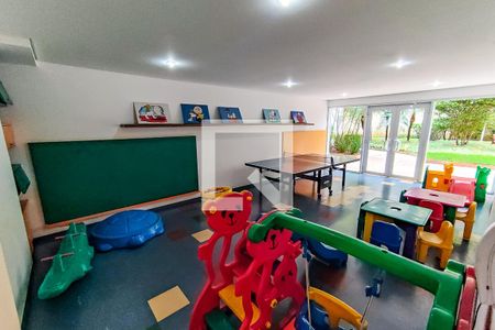 Apartamento à venda com 186m², 3 quartos e 4 vagas Apartamento à venda com 186m², 3 quartos e 4 vagasÁrea Comum - Brinquedoteca