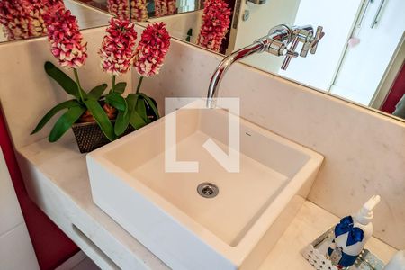 Apartamento à venda com 186m², 3 quartos e 4 vagas Apartamento à venda com 186m², 3 quartos e 4 vagasLavabo