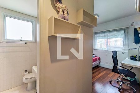 Apartamento à venda com 186m², 3 quartos e 4 vagas Apartamento à venda com 186m², 3 quartos e 4 vagasSuíte 2