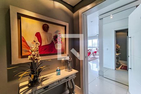 Apartamento à venda com 186m², 3 quartos e 4 vagas Apartamento à venda com 186m², 3 quartos e 4 vagasHall Elevador