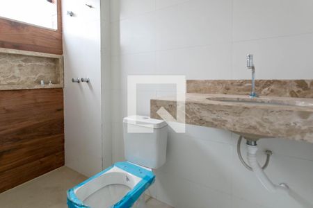 Casa à venda com 86m², 3 quartos e 1 vaga Casa à venda com 86m², 3 quartos e 1 vagaBanheiro da Suíte