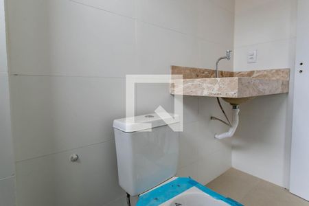 Casa à venda com 86m², 3 quartos e 1 vaga Casa à venda com 86m², 3 quartos e 1 vagaBanheiro da Suíte