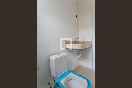 Casa à venda com 86m², 3 quartos e 1 vaga Casa à venda com 86m², 3 quartos e 1 vagaBanheiro da Suíte