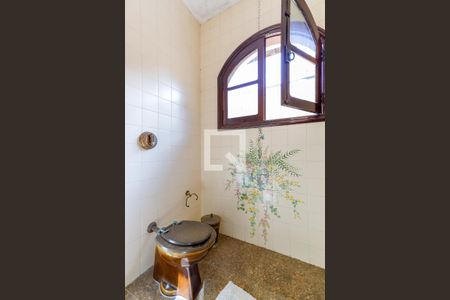 Casa à venda com 700m², 4 quartos e 6 vagasBanheiro