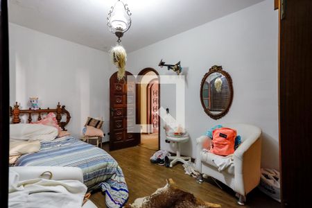 Casa à venda com 700m², 4 quartos e 6 vagasSuíte 2