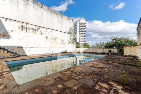 Casa à venda com 700m², 4 quartos e 6 vagasPiscina