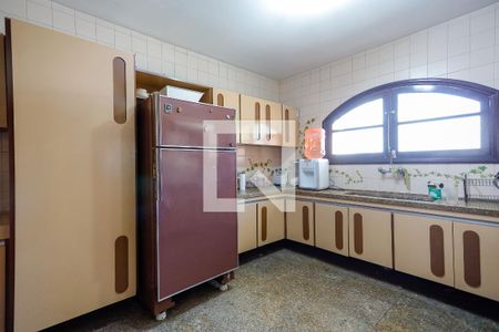 Casa à venda com 700m², 4 quartos e 6 vagasCozinha