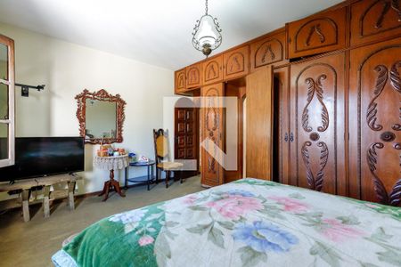 Casa à venda com 700m², 4 quartos e 6 vagasSuíte 1