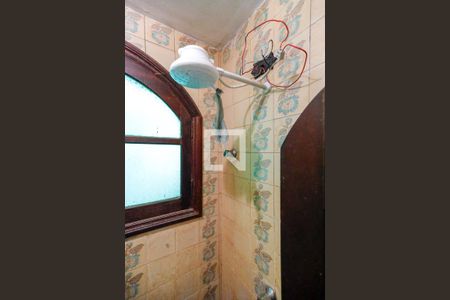 Casa à venda com 700m², 4 quartos e 6 vagasBanheiro de Serviço