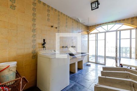 Casa à venda com 700m², 4 quartos e 6 vagasÁrea de Serviço