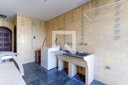 Casa à venda com 700m², 4 quartos e 6 vagasÁrea de Serviço