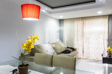 Sala de casa de condomínio para alugar com 2 quartos, 120m² em Campo Grande, Rio de Janeiro