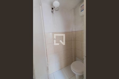 Casa à venda com 90m², 2 quartos e 1 vaga Casa à venda com 90m², 2 quartos e 1 vagaBanheiro de Serviço