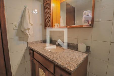 Casa à venda com 320m², 4 quartos e 3 vagasBanheiro