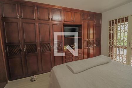 Casa à venda com 320m², 4 quartos e 3 vagasQuarto 4