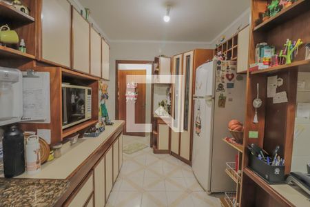 Casa à venda com 320m², 4 quartos e 3 vagasCozinha