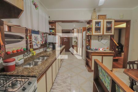 Casa à venda com 320m², 4 quartos e 3 vagasCozinha