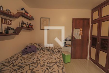 Casa à venda com 320m², 4 quartos e 3 vagasQuarto 2