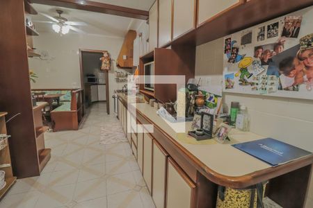 Casa à venda com 320m², 4 quartos e 3 vagasCozinha