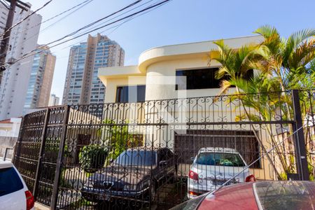 Casa à venda com 384m², 3 quartos e 2 vagasFachada