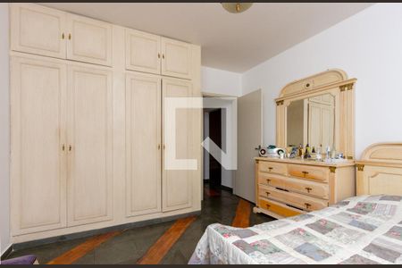 Casa à venda com 384m², 3 quartos e 2 vagasQuarto 3