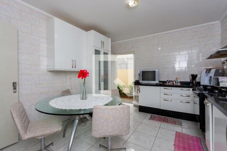 Casa à venda com 384m², 3 quartos e 2 vagasCozinha