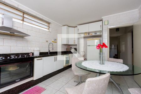 Casa à venda com 384m², 3 quartos e 2 vagasCozinha