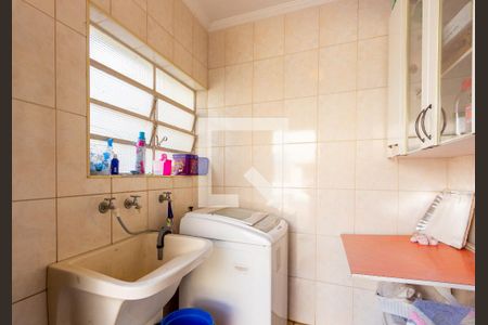 Casa à venda com 384m², 3 quartos e 2 vagasÁrea de Serviço