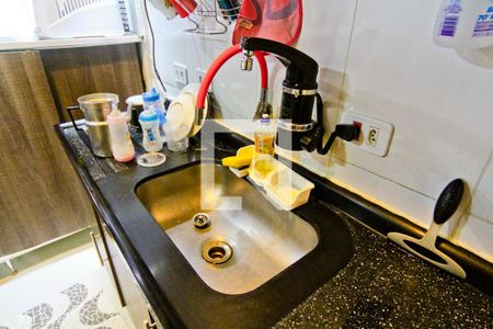 Casa à venda com 250m², 4 quartos e 6 vagas Casa à venda com 250m², 4 quartos e 6 vagasEdícula - Cozinha