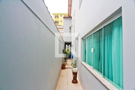 Casa à venda com 250m², 4 quartos e 6 vagas Casa à venda com 250m², 4 quartos e 6 vagasÁrea Externa