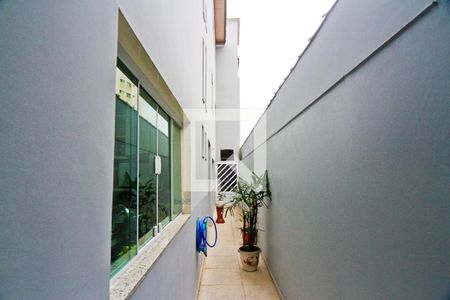 Casa à venda com 250m², 4 quartos e 6 vagas Casa à venda com 250m², 4 quartos e 6 vagasÁrea Externa