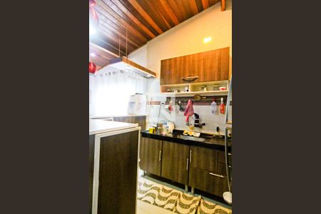 Casa à venda com 250m², 4 quartos e 6 vagas Casa à venda com 250m², 4 quartos e 6 vagasEdícula - Cozinha