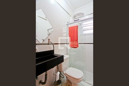 Casa à venda com 250m², 4 quartos e 6 vagas Casa à venda com 250m², 4 quartos e 6 vagasBanheiro da Suíte 1