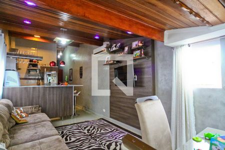 Casa à venda com 250m², 4 quartos e 6 vagas Casa à venda com 250m², 4 quartos e 6 vagasEdícula